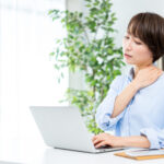 肩こりが原因で起こるゴリゴリとした塊の正体とは