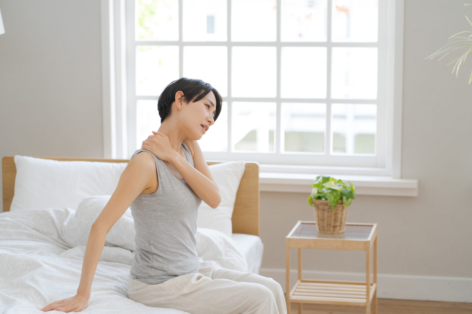 肩こりが発生する寝方の解消方法