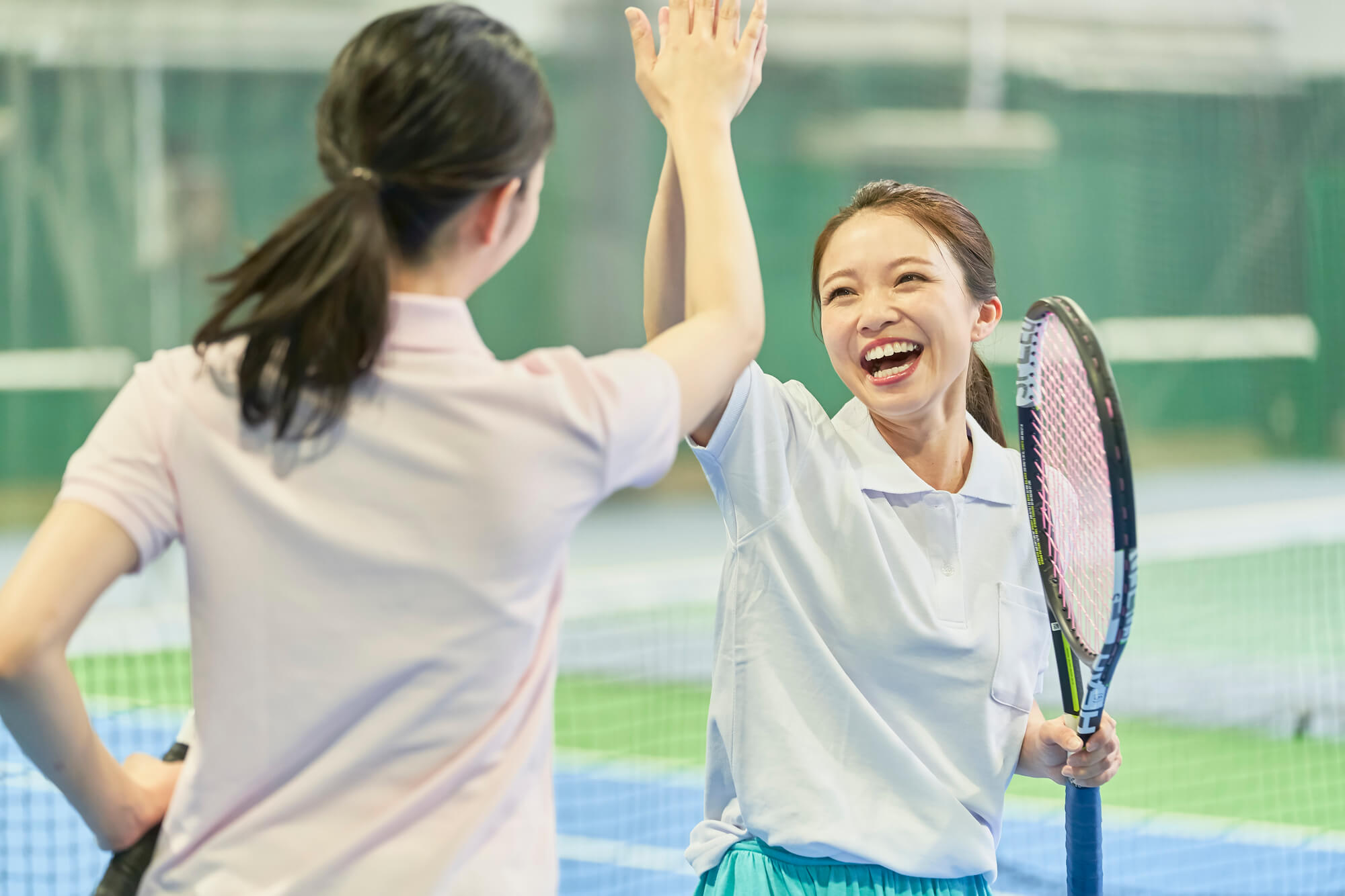 テニス肘の早期改善治療でテニスを楽しむ