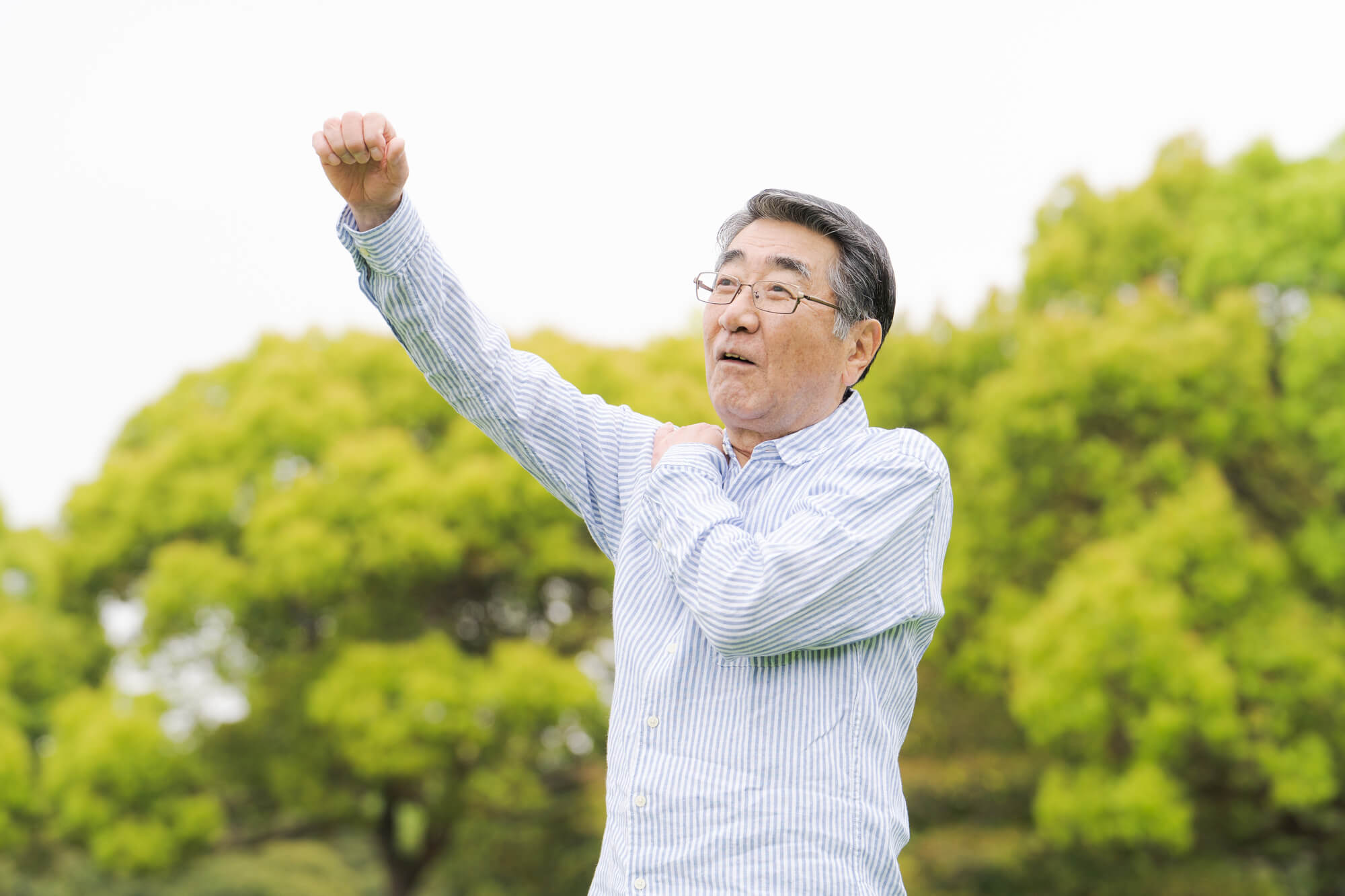 症状に応じた対処を行った肩甲骨の右側の痛みの解放